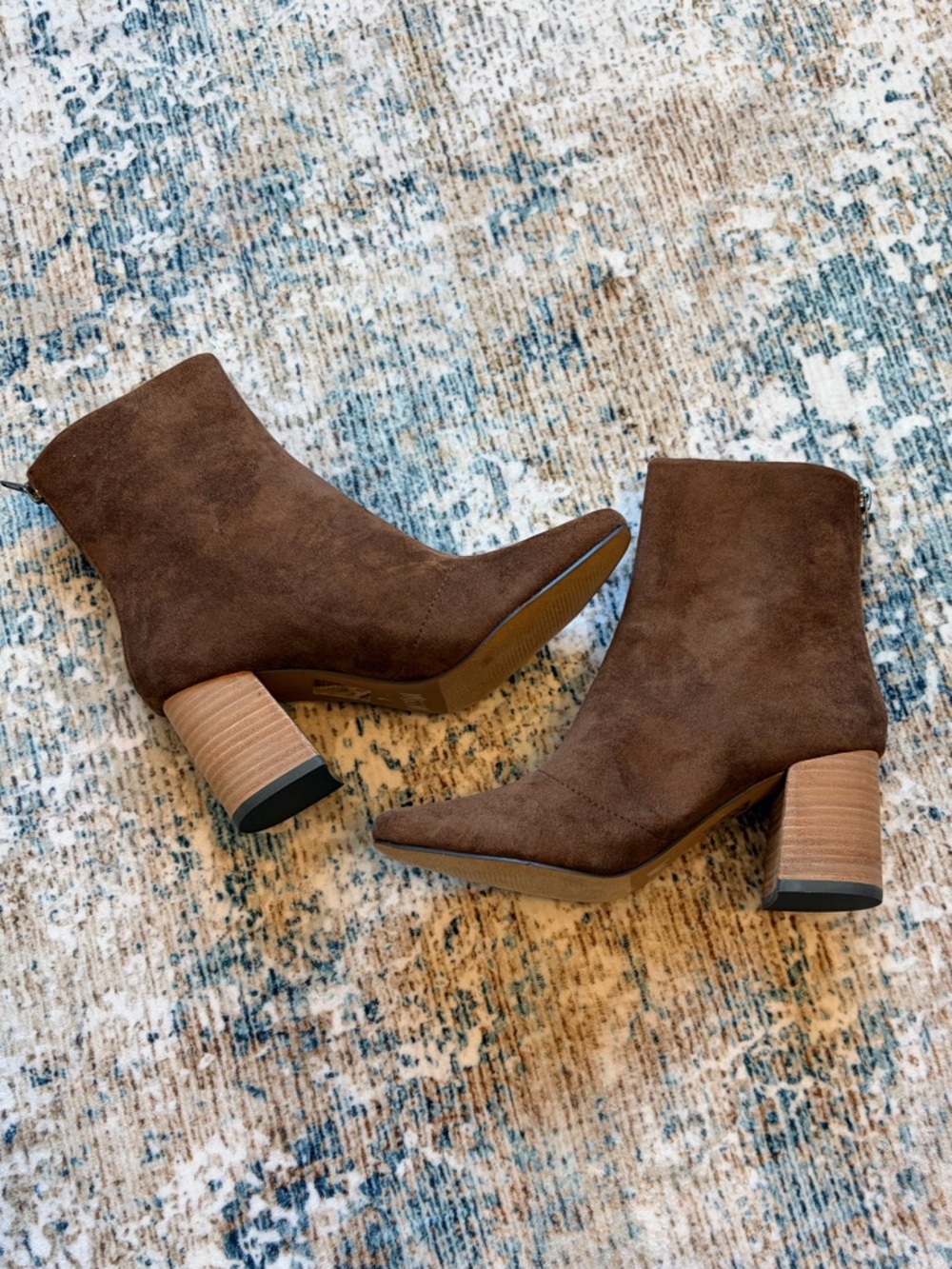 Women's Brown Suede Pointed-Toe Block Heel Ankle Booties